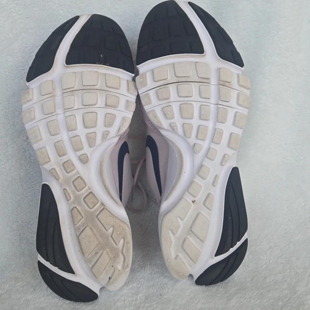 Nike these athletic